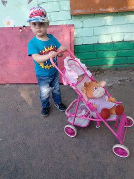 Трудимся на благо детского садика Трудимся на благо детского садика
