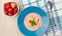 Рецепт: ленивые вареники с творогом и клубникой