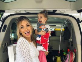 Беременная Анна Хилькевич показала, что будет возить в багажнике нового автомобиля