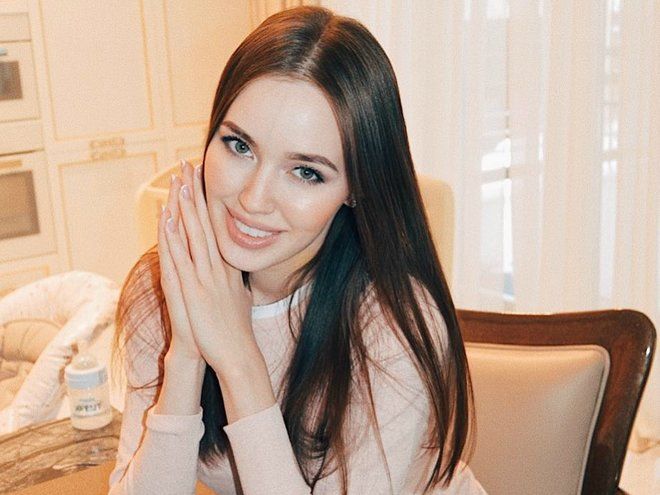 Без шаурмы не обошлось: Анастасия Костенко рассказала о похудении после родов