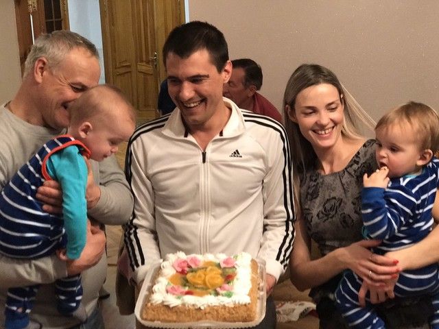 Двойняшкам годик! Двойняшкам годик!
