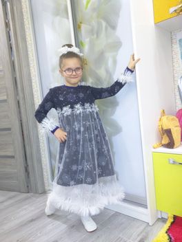 Всем привет, я Маша и всего по капельке. Всем привет, я Маша и всего по капельке.